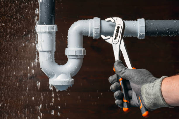 Professional Drain Cleaning technician working in Perth Amboy, NJ